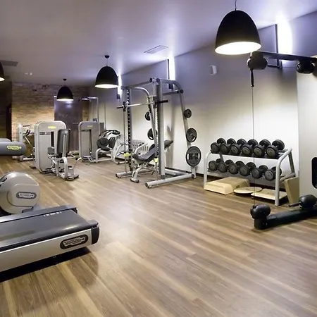 ホテル Remes オパレニツァ