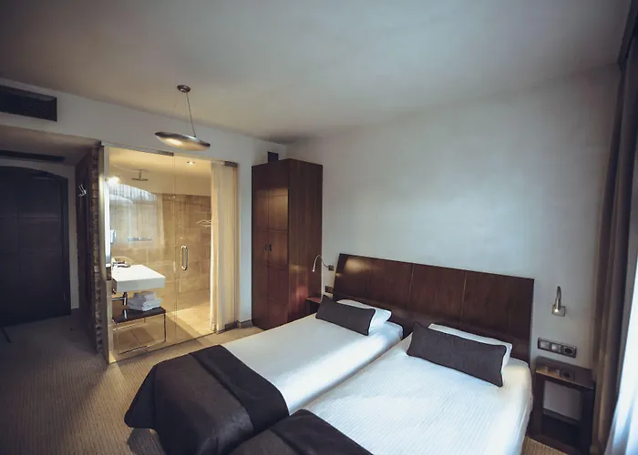 雷梅斯酒店 酒店