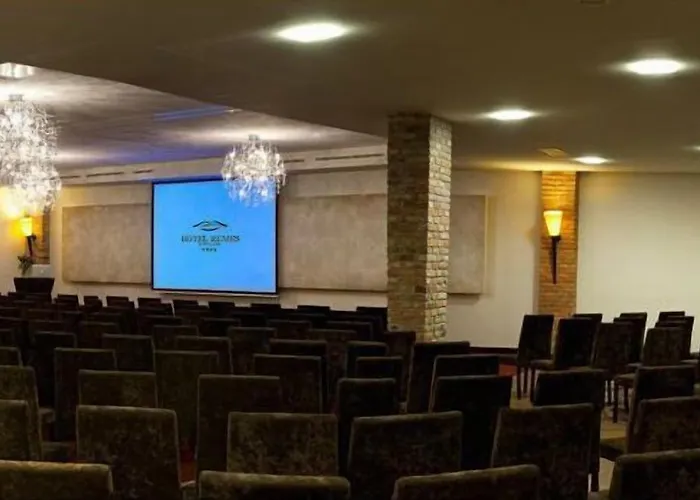 Hotel Remes Opalenica